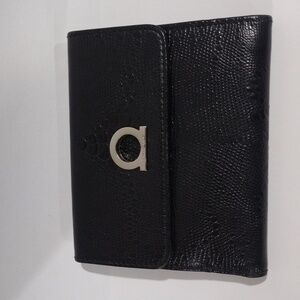 Salvatore Ferragamo Black Leather Bi-fold Luxury Wallet 4.75 x 4-in - Authentic